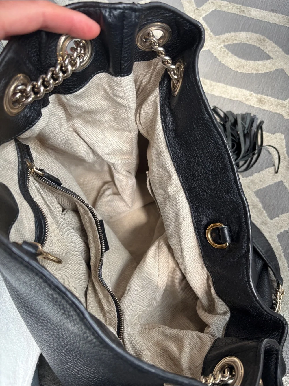 N/A authentic gucci